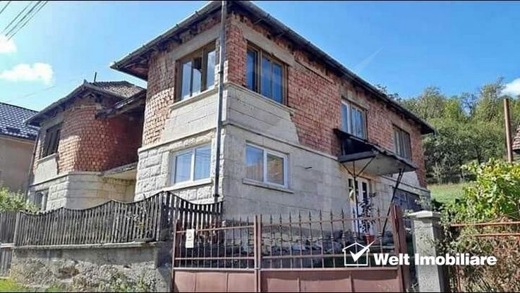 CasÄƒ 272 Mp De Vanzare In Suceagu Imoradar24