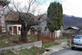 Proprietati Cu 4 Camere De Vanzare In Malu Cu Flori 1 Anunturi